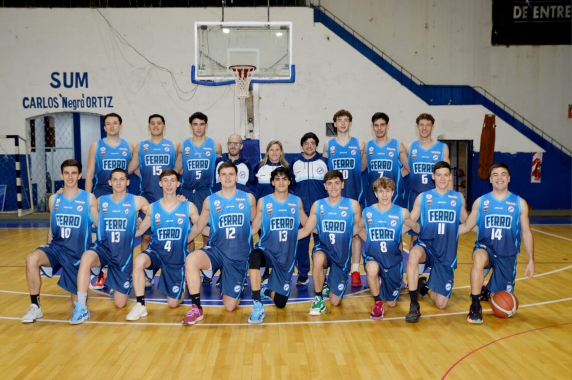 Ferro va por la primera alegría