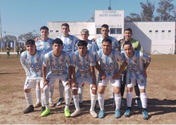 Constitución estira diferencias en la punta de la «B»