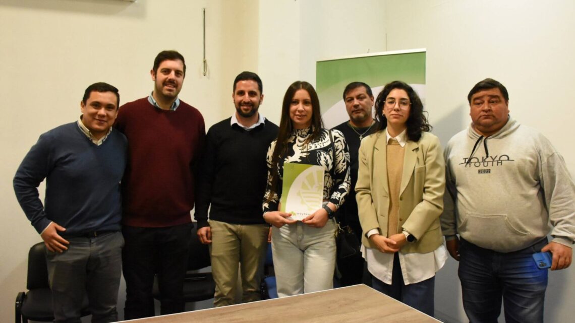 LA MUNICIPALIDAD DE CONCORDIA, A TRAVÉS DEL INVYTAM, HIZO ENTREGA DE 40 LOTES