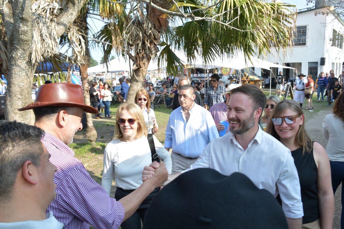 AZCUÉ: “TENEMOS QUE DAR RAZONES PARA QUE INVIERTAN EN CONCORDIA”