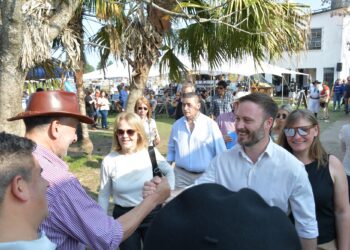 AZCUÉ: “TENEMOS QUE DAR RAZONES PARA QUE INVIERTAN EN CONCORDIA”