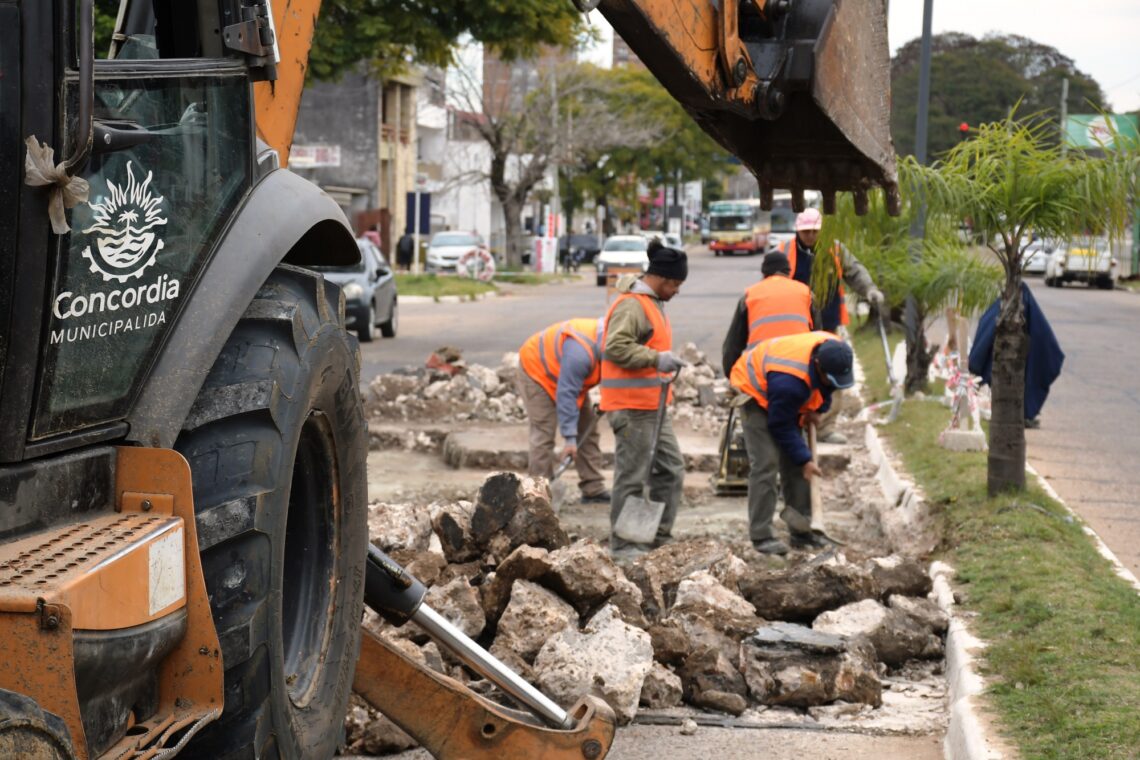 PROGRAMA DE ARREGLO Y BACHEO DE CALLES