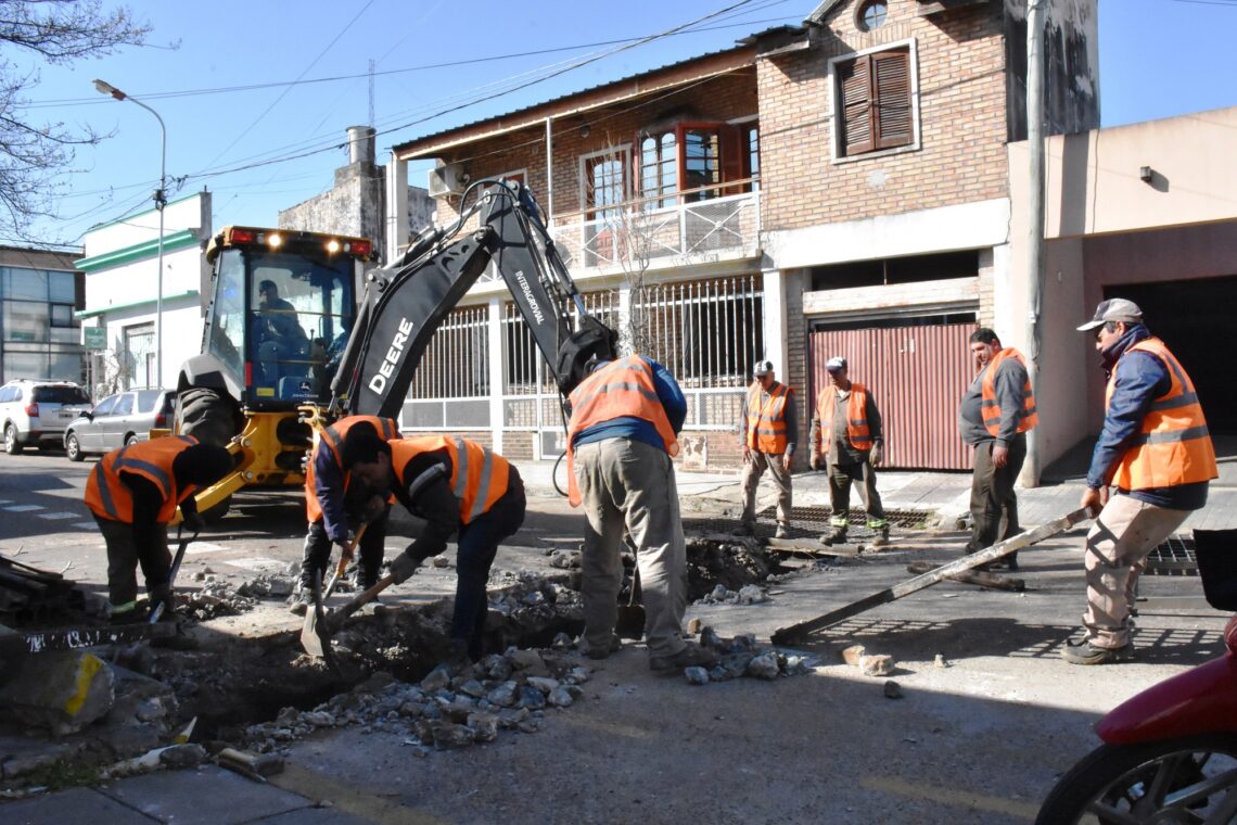 PROGRAMA DE ARREGLO Y BACHEO DE CALLES