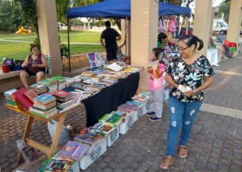 FERIA PASEO DEL RÍO, UN ESPACIO DE ENCUENTRO EN LA COSTANERA DE CONCORDIA