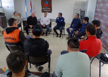 El Intendente Bravo participó de reunión informativa para la formación profesional de Guardavidas