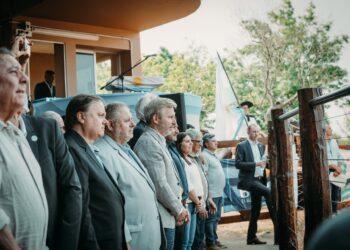 Frigerio anunció medidas impositivas, sanitarias y viales que favorecen al campo