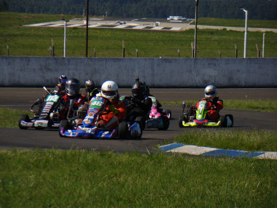 MOHIBE SALIVA, LA PRIMERA CAMPEONA DE LA COPA DAMAS Y DEL KARTING REGIONAL