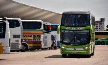 El gobierno de Javier Milei desreguló el transporte automotor de larga y mediana distancia