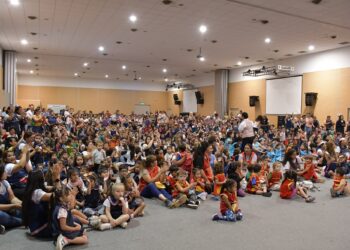 EL INTENDENTE AZCUÉ PARTICIPÓ DEL CIERRE DE AÑO DE LOS CENTROS DE DESARROLLO INFANTIL