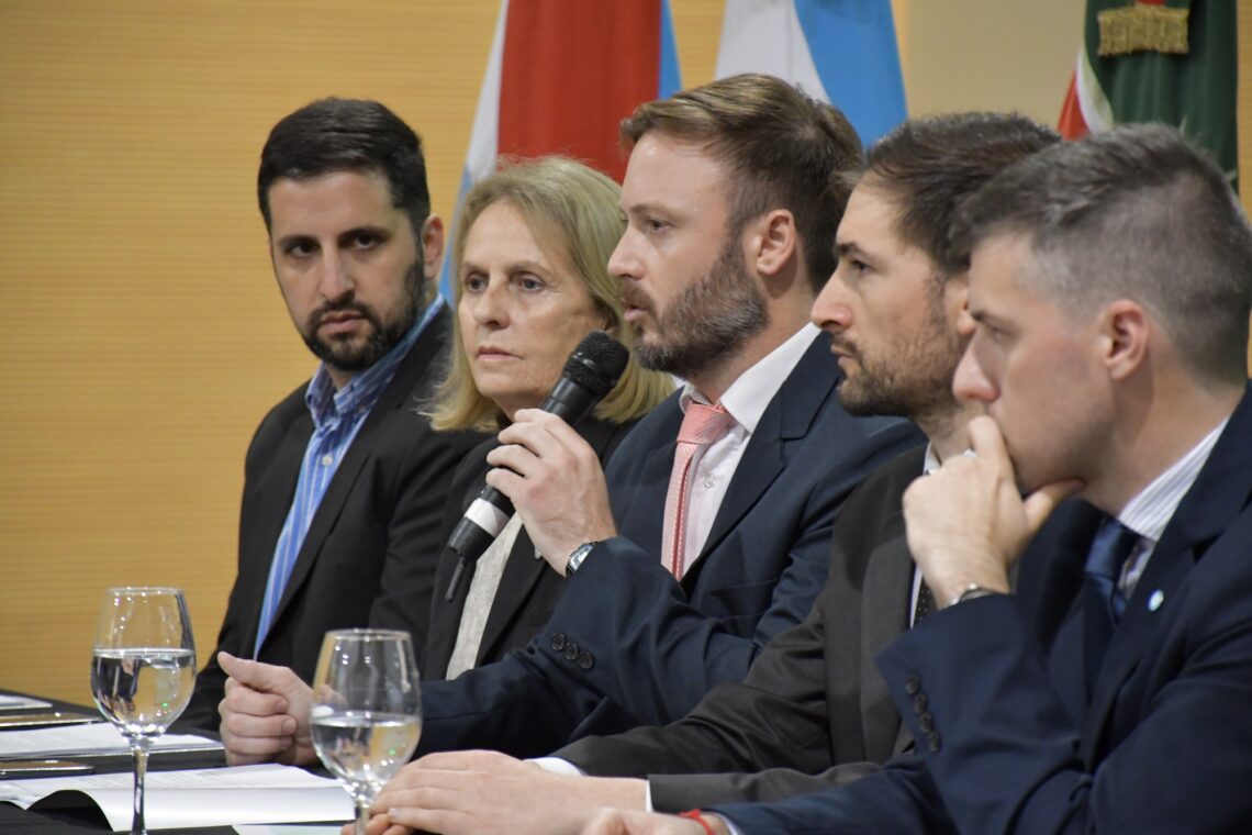 EL CONCEJO DELIBERANTE APROBÓ POR UNANIMIDAD LA REFORMA TRIBUTARIA IMPULSADA POR EL INTENDENTE AZCUÉ