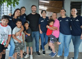 AZCUÉ FELICITÓ A “VOLANDO ALTO” POR EL RECONOCIMIENTO COMO ABANDERADOS SOLIDARIOS E INVITA A LA COMUNIDAD A QUE LOS ACOMPAÑEN
