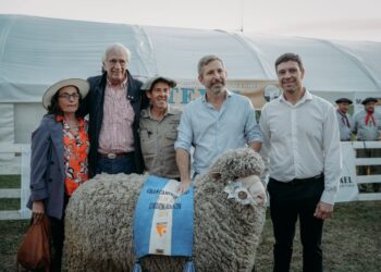 Frigerio inauguró la Expo Ovina en Urdinarrain