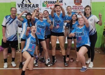 Dos títulos para Ferro en Voley