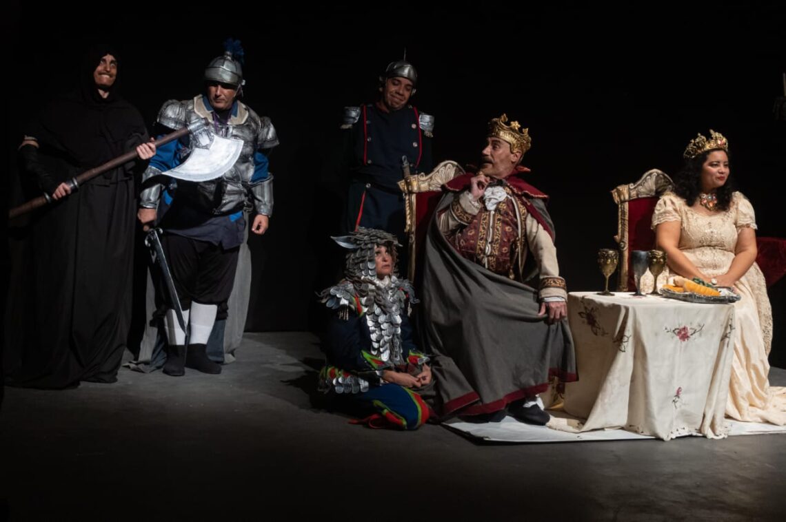 “El sueño de los zánganos” cumple un año y continua su vuelo hacia nuevos destinos.