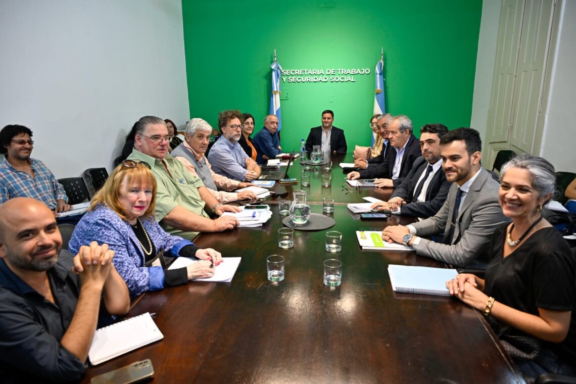 El gobierno presentó una nueva oferta salarial para los docentes