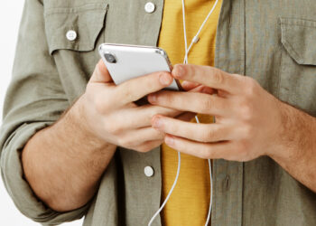 Salud advierte sobre nuevos intentos de estafa por vía telefónica