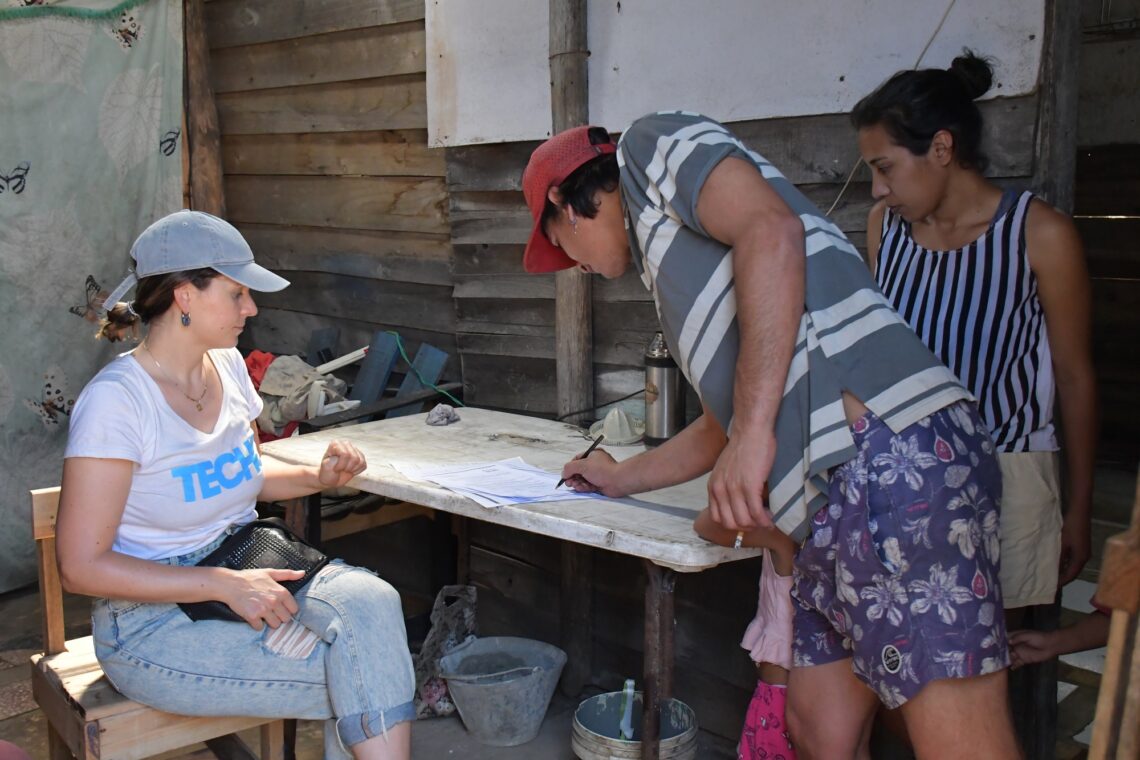 PROVINCIA, MUNICIPIO Y TECHO AVANZAN CON LA CONSTRUCCIÓN DE 130 SOLUCIONES HABITACIONALES DE EMERGENCIA