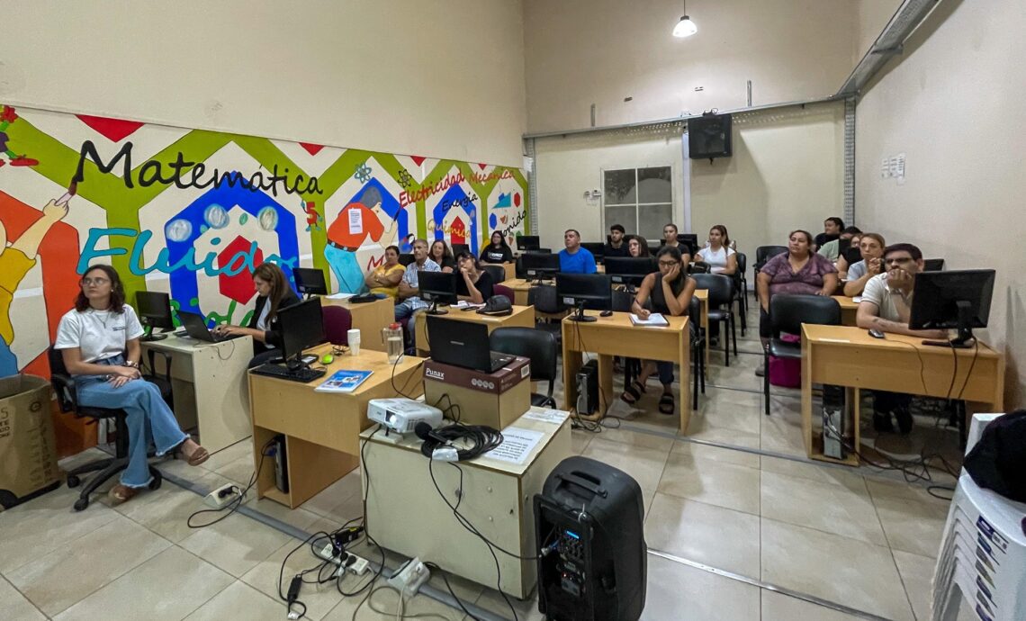 COMENZÓ EL CURSO DE GESTIÓN DE REDES SOCIALES PARA EMPRENDEDORES