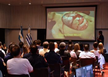 LA SECRETARÍA DE SALUD PARTICIPÓ DE UNA JORNADA DE CAPACITACIÓN EN MEDICINA TÁCTICA Y GESTIÓN DE EMERGENCIAS POR INCENDIOS