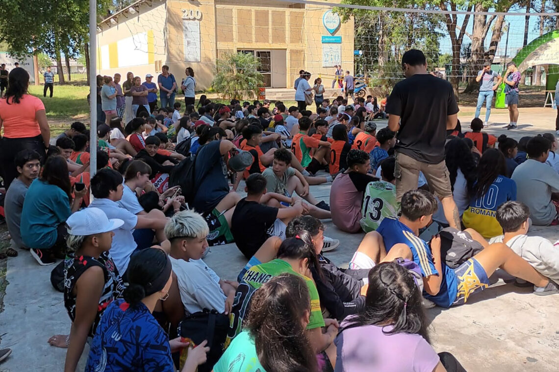 Más de 200 estudiantes participaron de un encuentro deportivo en Concordia