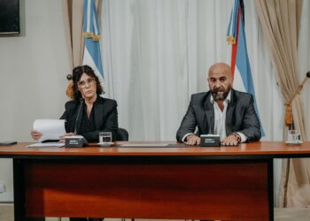 Detectan que el Iosper pagaba sueldos de $16 millones y que la deuda asciende al doble de lo informado