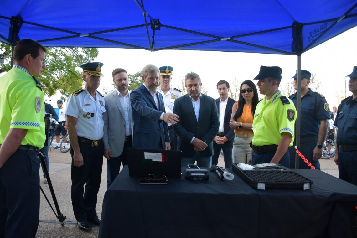 AZCUÉ: “HAY UNA DECISIÓN POLÍTICA DE CUIDAR A QUIENES NOS CUIDAN”