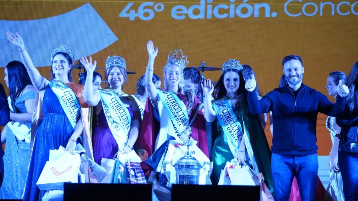 MULTITUDINARIO SHOW DE KE PERSONAJES EN LA FIESTA NACIONAL DE LA CITRICULTURA