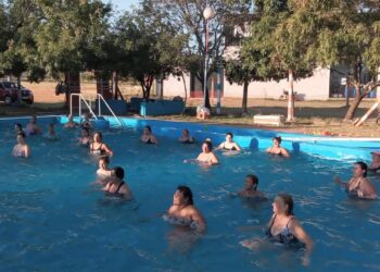 CLASES GRATUITAS DE GIMNASIA EN EL AGUA