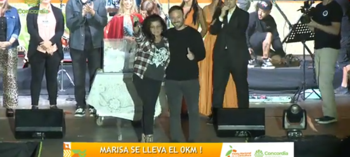 Una docente se ganó el auto 0km de la Fiesta nacional de la Citricultura