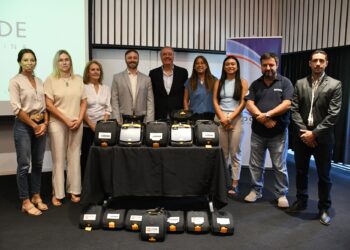 SALTO GRANDE DONÓ DESFIBRILADORES A LA MUNICIPALIDAD Y A INSTITUCIONES DE CONCORDIA