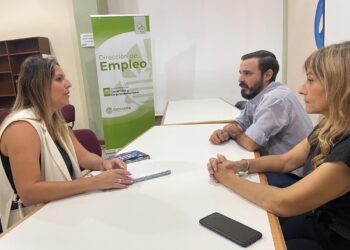 LA MUNICIPALIDAD Y LA DIRECCIÓN DEPARTAMENTAL DE ESCUELAS IMPULSAN NUEVAS OPORTUNIDADES DE FORMACIÓN LABORAL