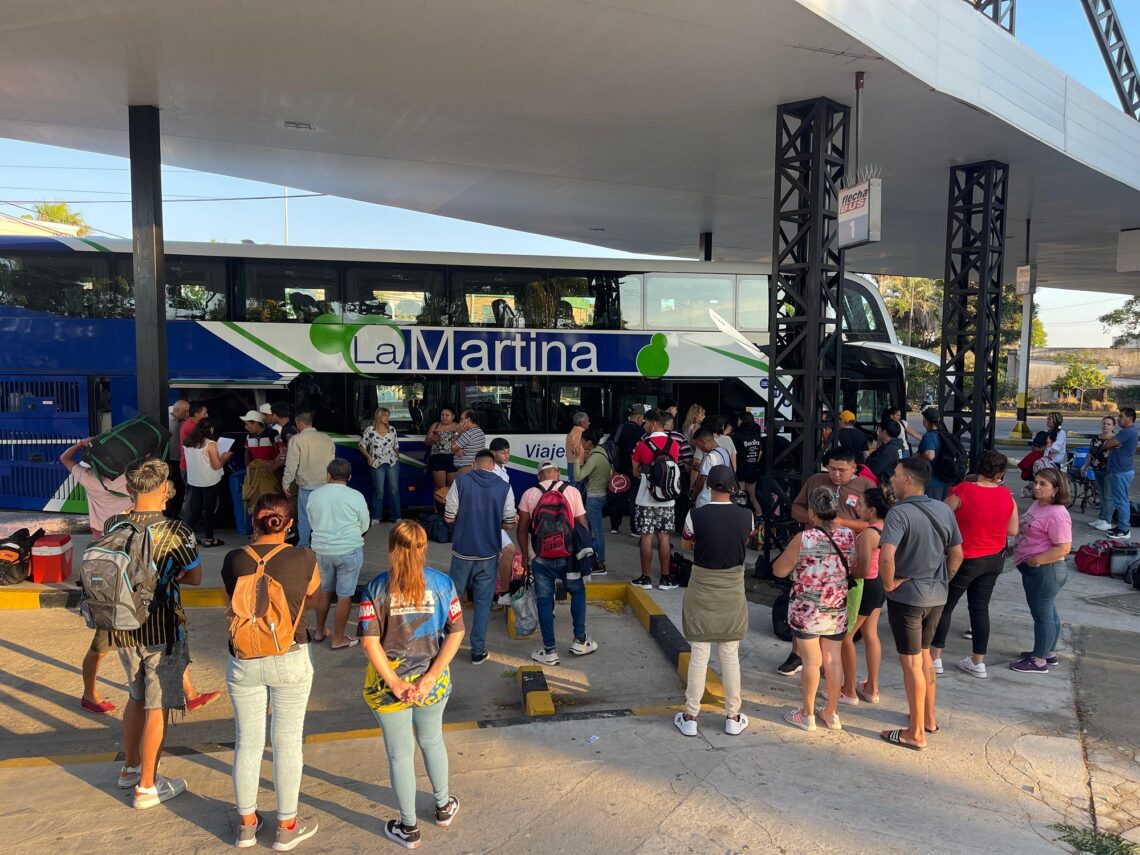 FINALIZÓ EL TRASLADO DE TRABAJADORES FRUTÍCOLAS