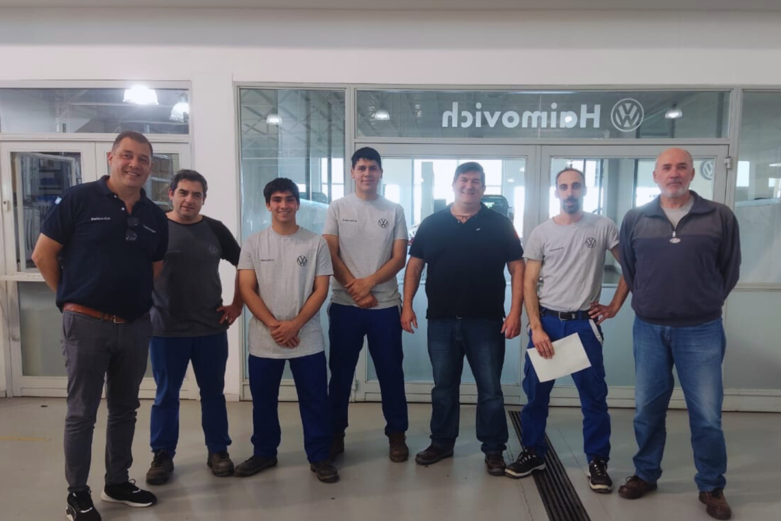 El CGE promueve la vinculación de la escuela al trabajo con prácticas profesionalizantes y pasantías