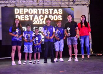 El Intendente Bravo estuvo presente en la Noche de los Destacados del Deporte en el Auditórium de la ciudad