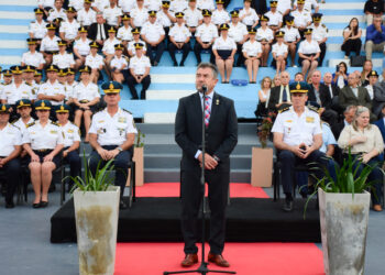 El ministro de Seguridad y Justicia felicitó a los integrantes de la Policía de Entre Ríos
