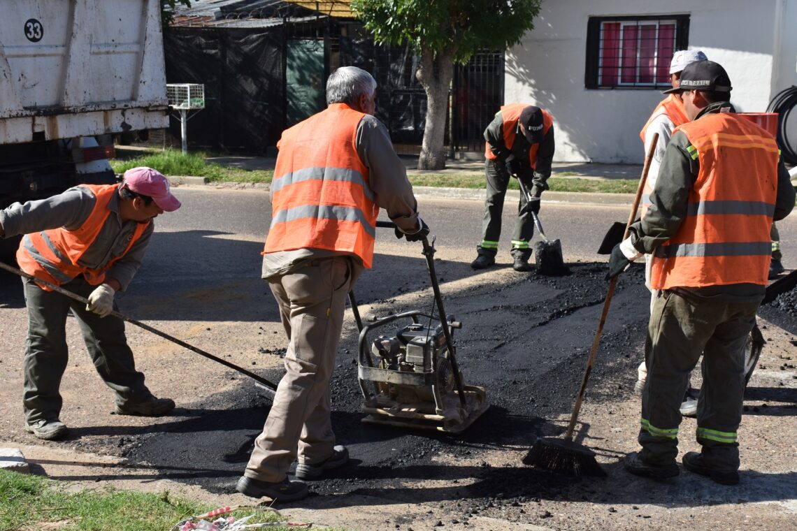 PROGRAMA DE ARREGLO Y BACHEO DE CALLES