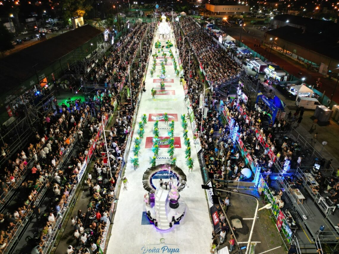 EMPERATRIZ VUELVE A CONSAGRARSE CAMPEONA DEL CARNAVAL DE CONCORDIA