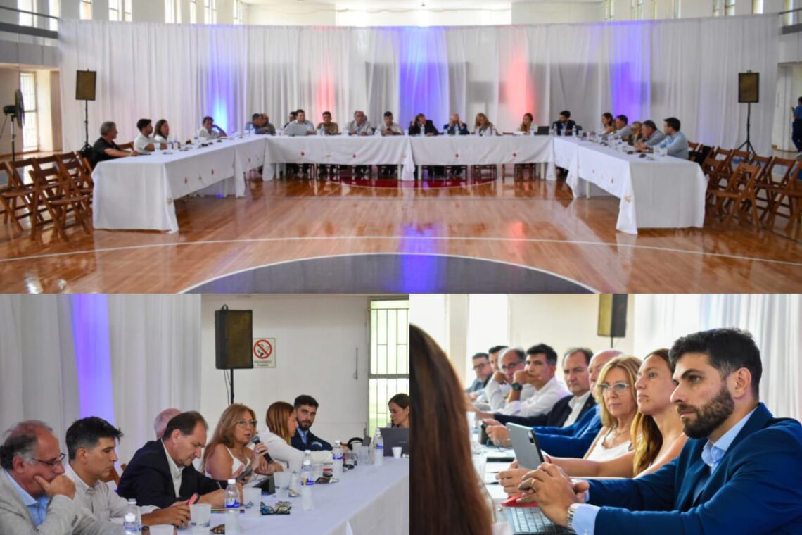 Buscan profundizar la estrategia de fortalecimiento de las PyMEs de la Región Centro