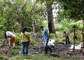 “COMENZANDO POR CASA”: JORNADA DE LIMPIEZA COMUNITARIA EN EL BARRIO BELGRANO NORTE