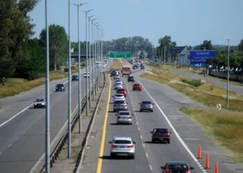 Ruta 14: es probable que con este pliego no se presente ninguna empresa. El 8 de abril, «deadline» para 480 familias