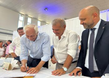 Ministros de la Región Centro insistieron en la importancia de reducir retenciones para incentivar la producción