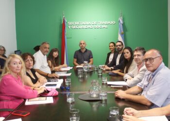 El gobierno y los gremios estatales dieron inicio a la paritaria 2025