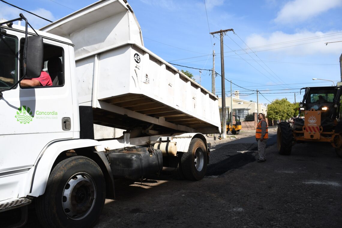 PROGRAMA DE ARREGLO Y BACHEO DE CALLES