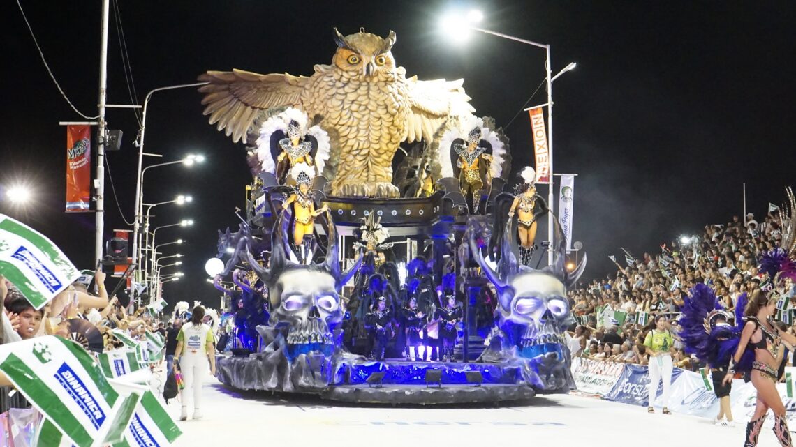 TODO LISTO PARA VIVIR LA CEREMONIA DE PREMIACIÓN Y CORONACIÓN DEL CARNAVAL DE CONCORDIA
