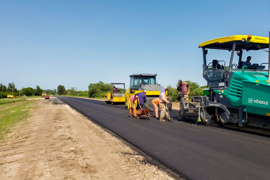 El gobernador anunció la licitación de obras en más de 222 kilómetros de rutas entrerrianas