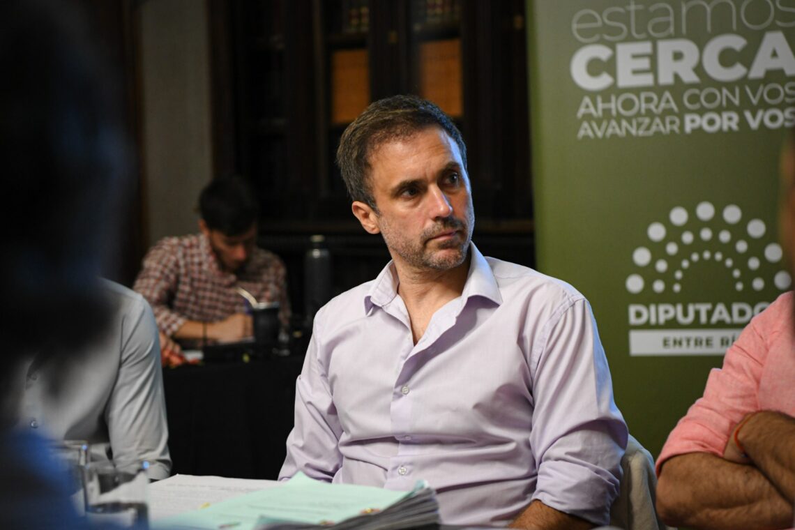 Rossi reafirma su postura contra las retenciones y convoca a un conversatorio con especialistas para discutir un nuevo marco fiscal para el agro