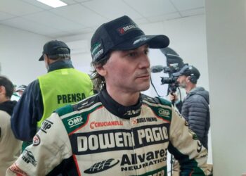 JOHNNITO DE BENEDICTIS SE LLEVA LA CARRERA ESPECIAL