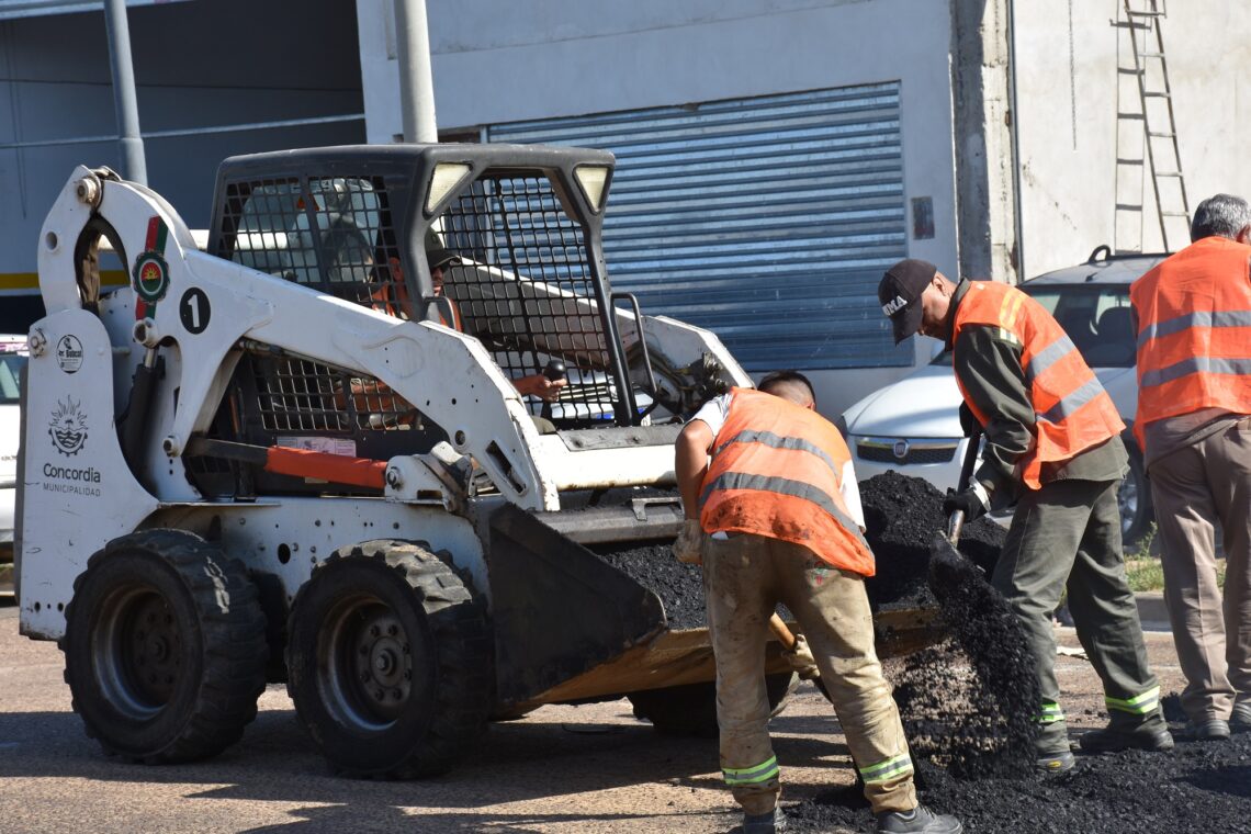 PROGRAMA DE ARREGLO Y BACHEO DE CALLES