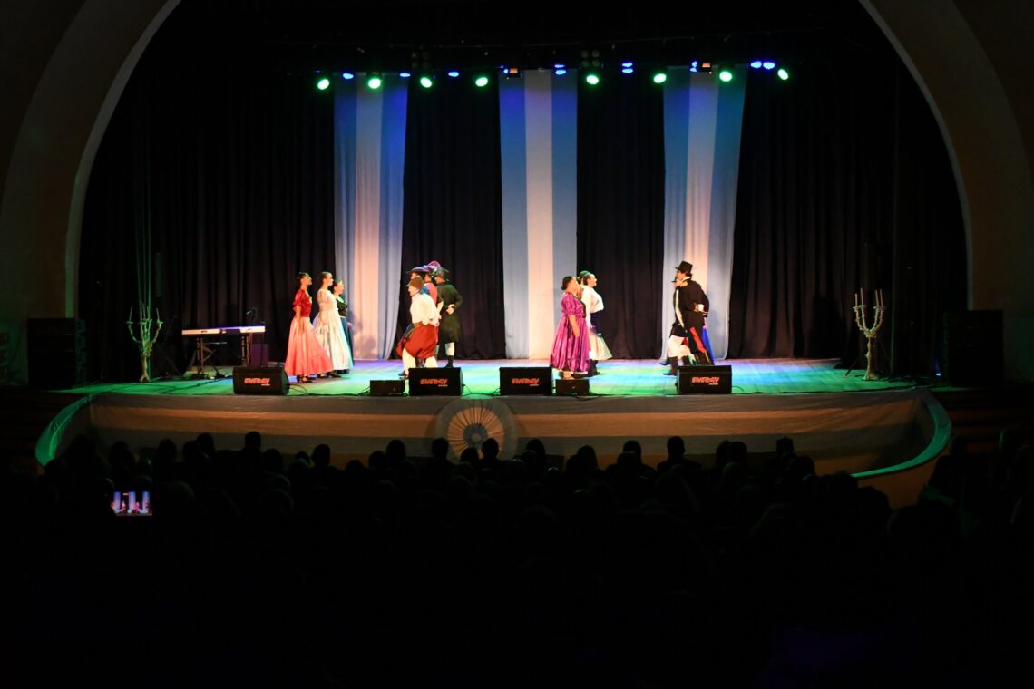 RETIRO DE ENTRADAS PARA LA GALA DE HONOR