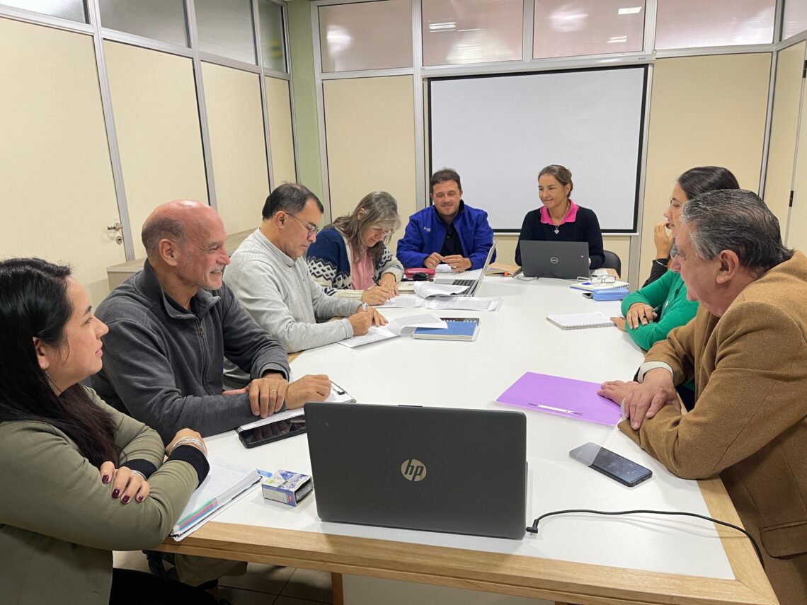 FIRMA DE CONVENIO ENTRE LA MUNICIPALIDAD DE CONCORDIA Y FUNDEFI PARA IMPULSAR EL DESARROLLO PRODUCTIVO LOCAL
